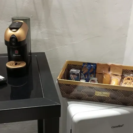 Mada's Deluxe *